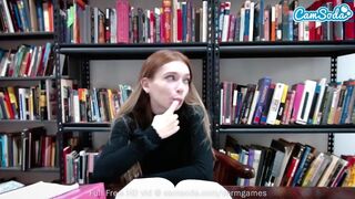 College Coed Webcam Fingers Pussy Study Break Climax