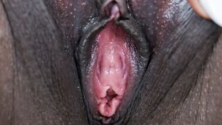 Black stepsister teaches her brother how to lick her pussy