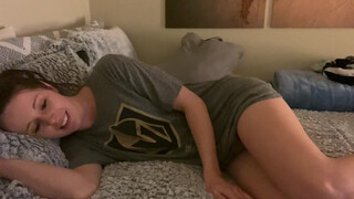 Nadia Foxx Morning Masturbation Juicy Squirt Show