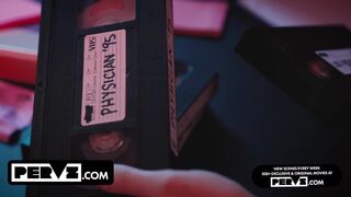 Melody and Willow at the security guard - finding lost things with cock