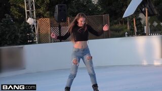Jessie Wylde tracks the art of public blowjob