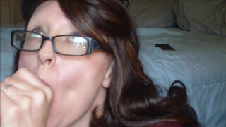 Sucking of glasses