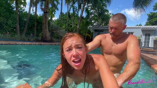 BrandiBraids - Fucking in the pool