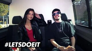 Thin brown Coco Kiss sucks the big black tree in the car for money