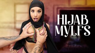 Hijab stepmom flashes forbidden curves stepson