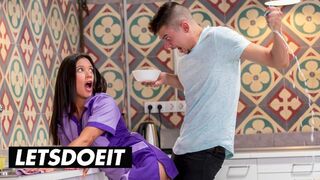 Sexy Maid Jade Presley Gulps Huge Cocks While Cleaning Shelter
