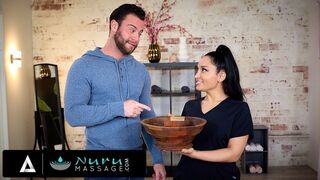 Investor drills sexy masseuse pussy for hot investment thrill