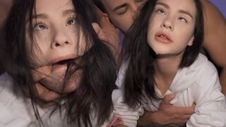 Extrém spriccelős orgazmus - 18 éves tini keményen átvágva durva kutyapózban - Matty Mila Perez