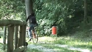 Ruby mindenhol vágyakozik a vastag farkra – teljes film