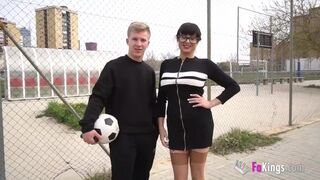 Damaris, a fullos szuper MILF most minden farkat akar - FaKings