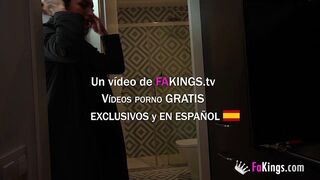 Fiatal lányok és érett MILF-ek izgató pornója a FaKings válogatásában, bőséges mellekkel és amatőr tinédzserekkel